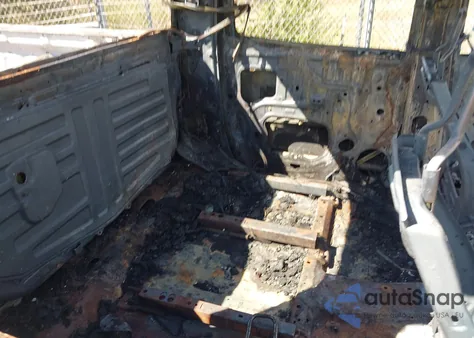 2016 Toyota Tundra Sr5 5.7L V8 from USA, damaged, VIN 5TFEW5F11GX205135